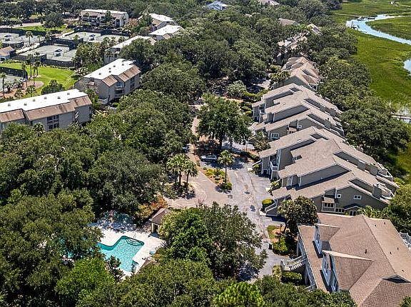 3rd image of 1637 Live Oak Park