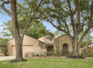 1123 Coachlight Dr, Houston, TX 77077