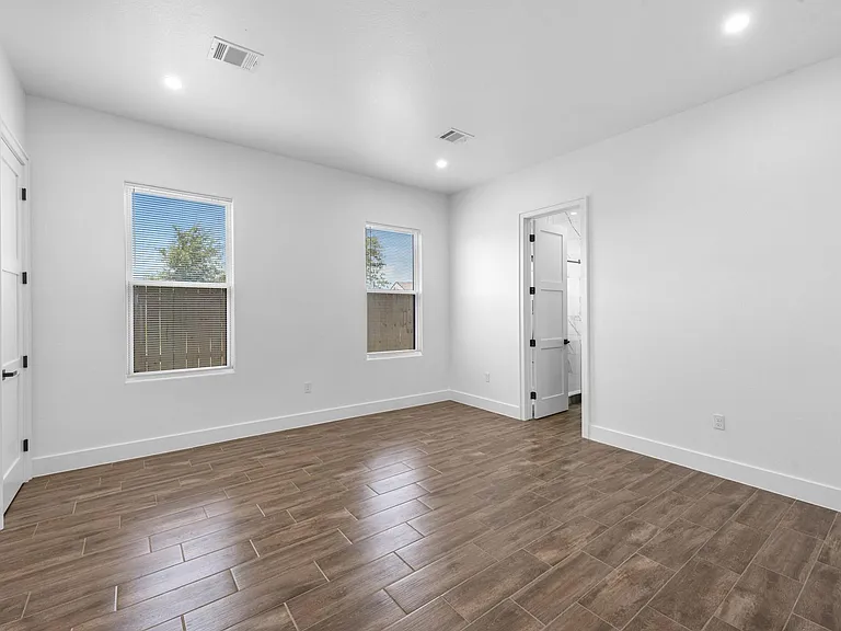 323 Road 5840 — Photo 15