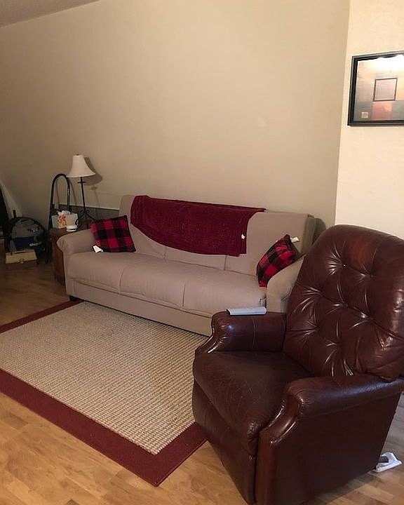 1st image of 8155 Outer Dr