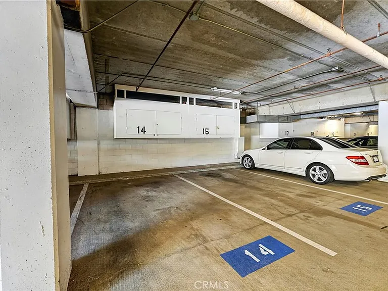 950 Cagney Ln #207 — Photo 30