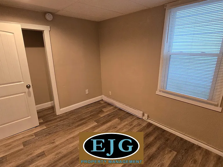 504 Main St #1 — Photo 14