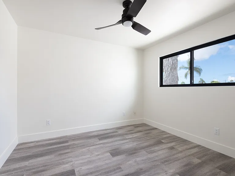 34th Street Apartments TSW — Photo 5