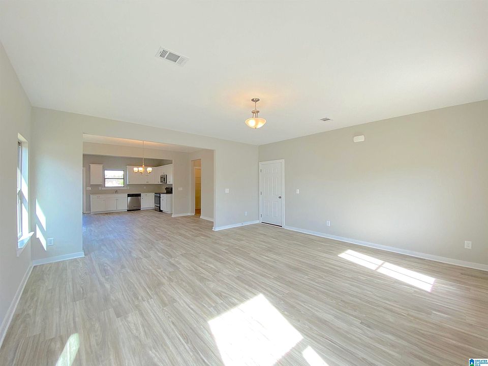 658 Andrew Dr, Weaver, AL 36277 Zillow