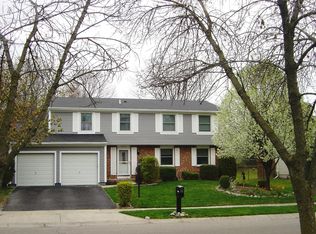 4942 Amberwood Dr, Dayton, OH 45424