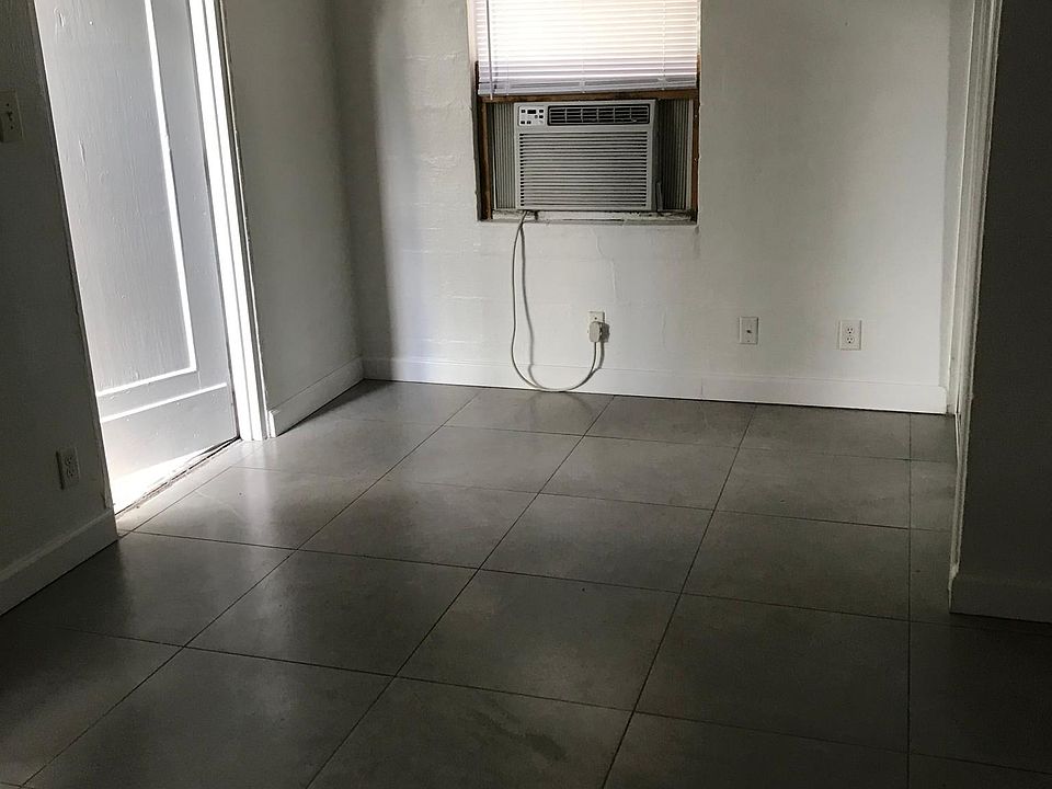 1st image of 30 N Primrose Dr #30