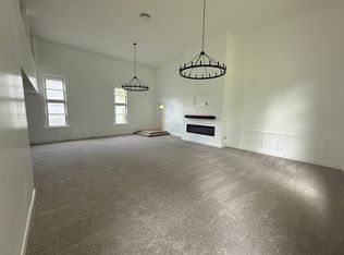 745 S Medina Line Rd, Wadsworth, OH 44281