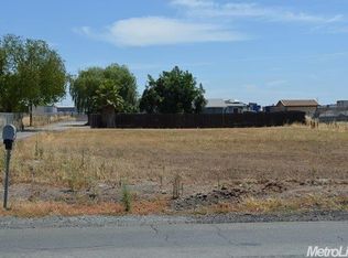 5322 Dry Creek Rd, Sacramento, CA 95838