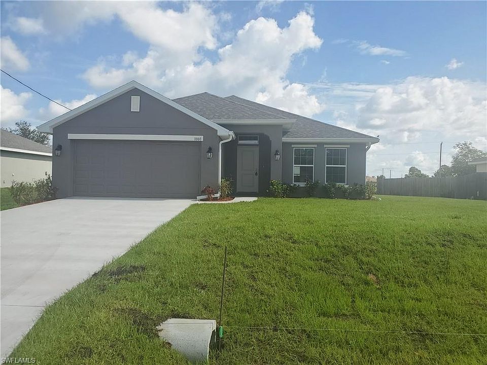 1st image of 1001 NE 36th Ter