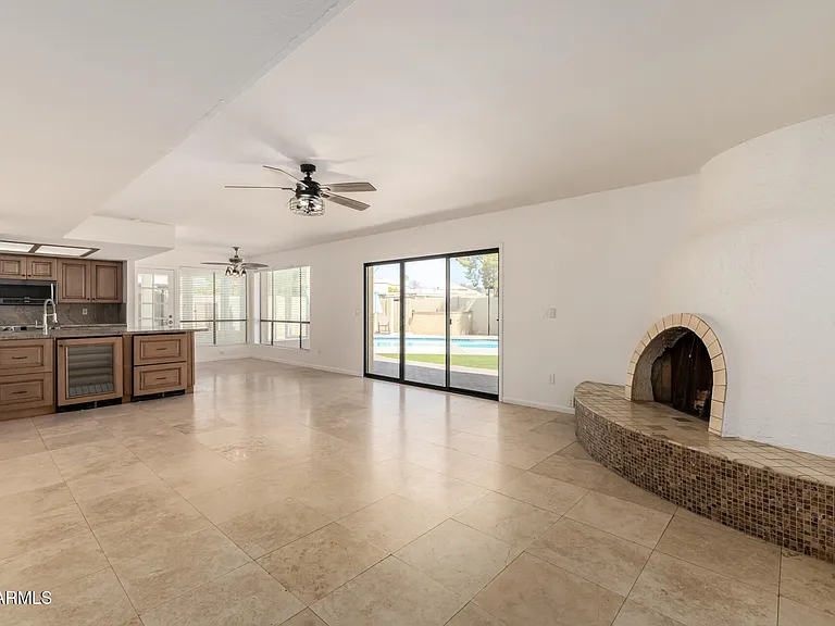 6517 S Hazelton Ln — Photo 10