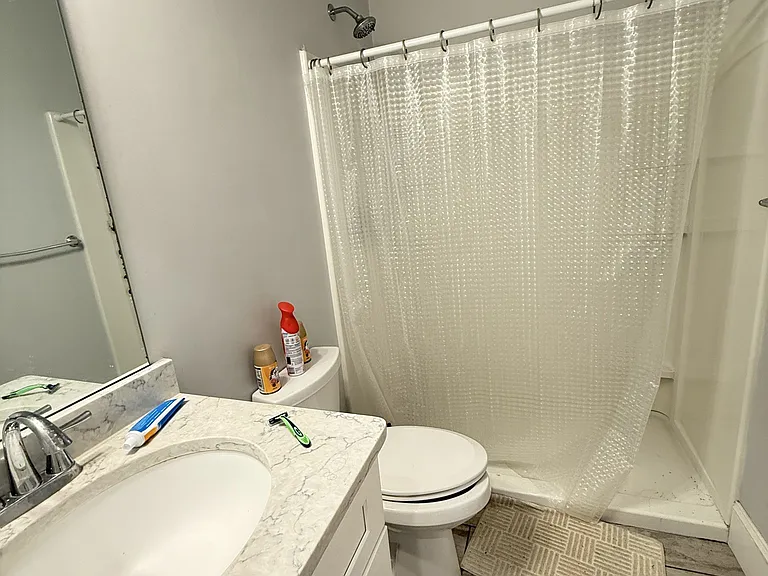 18 Bothwell Rd #1A — Photo 4