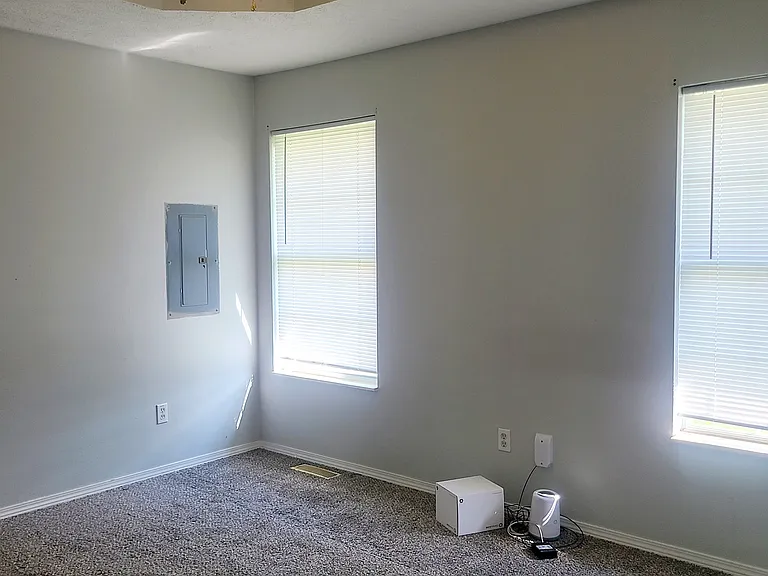 1308 W Nichols St #B — Photo 4