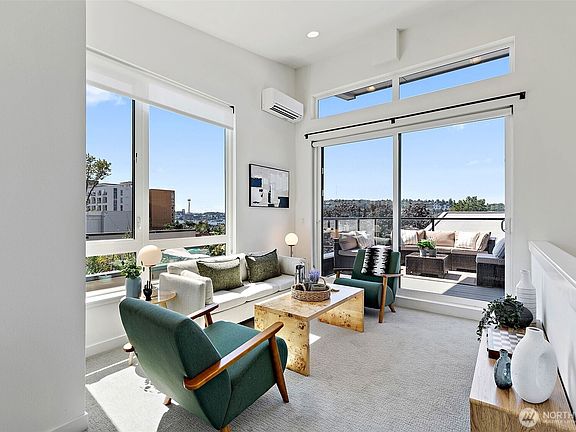 5th image of 2624 Eastlake Avenue E #A