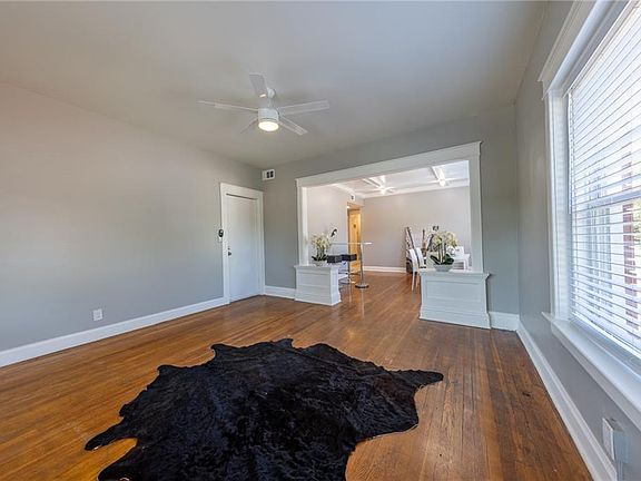 5th image of 4328 Troost Ave #3