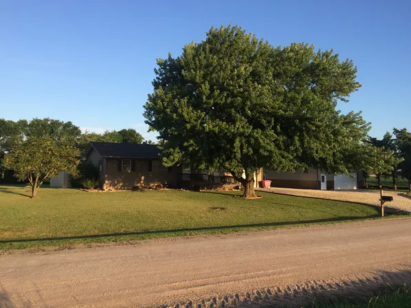 1303 26th Ave, Canton, KS 67428