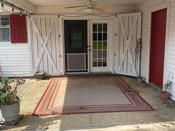 5th image of 42031 Shadow Creek Ave