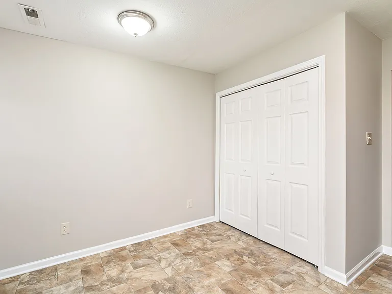 (Achjcp) Brownstone Way Apts (20 Units) - 8 — Photo 10
