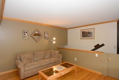 3rd image of 4700 W Donges Ln