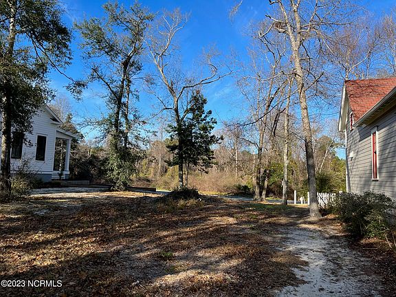 2nd image of 419 Trout Lily Lane