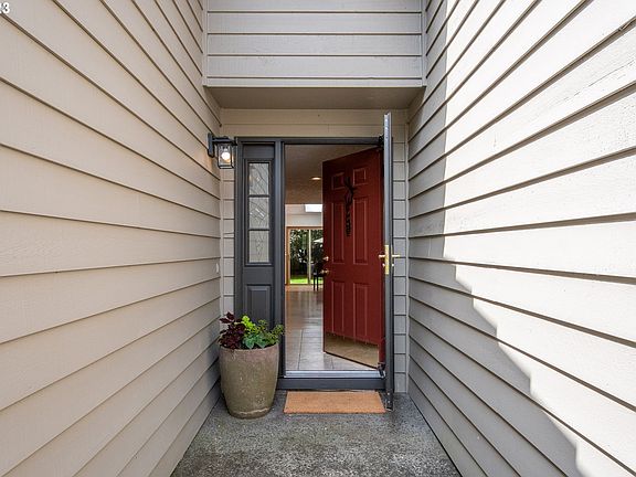 5th image of 3412 NE 83rd Ave