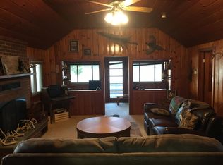 2484 N Peterson Dr, Sanford, MI 48657