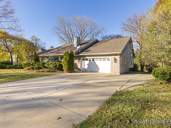 3rd image of 2413 Palm Dale Dr SW