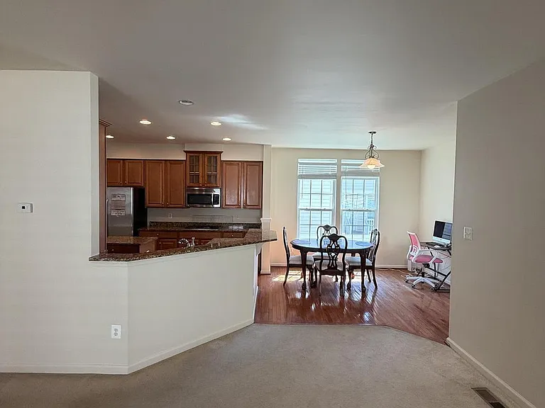 12489 Pfitzner Ct — Photo 6