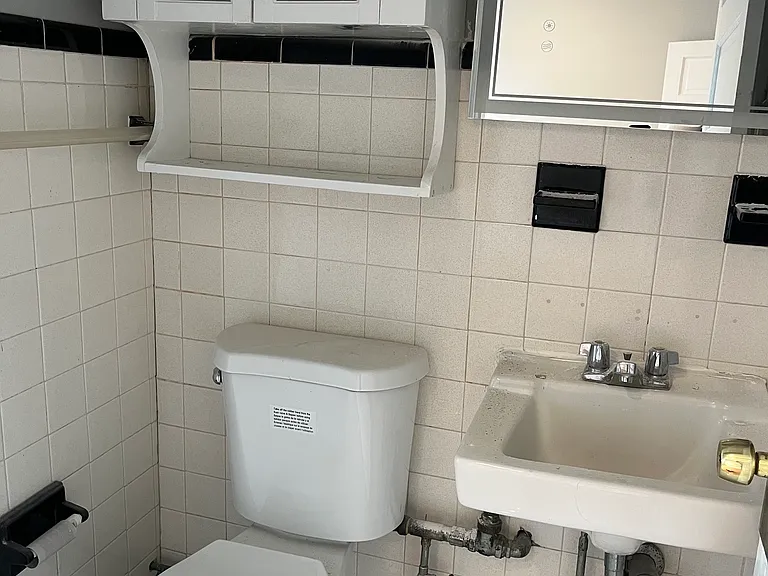 13 Jerome Pl #2R — Photo 11