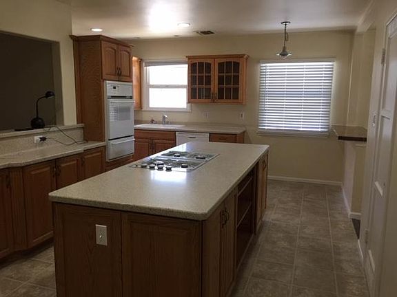 2nd image of 6023 Yearling St