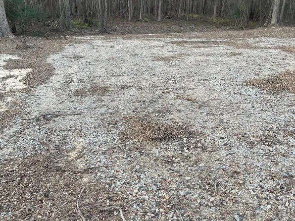 316 Bayview Road, Bayview, NC 27808