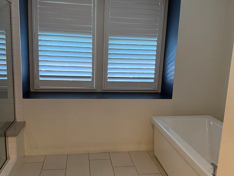 2592 E Embry Ln — Photo 10