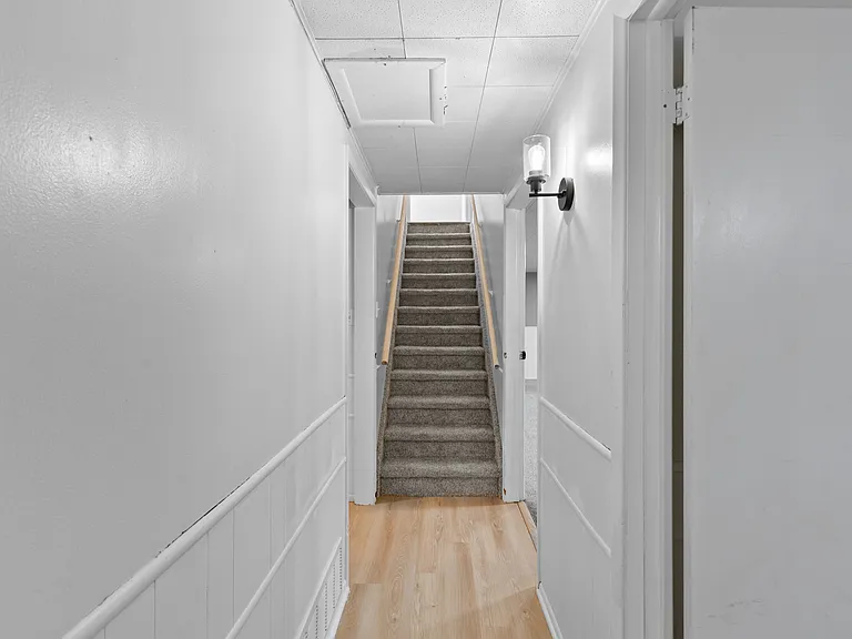 598 S Swadley St — Photo 31