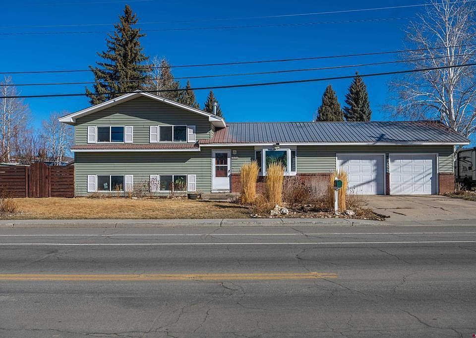 1st image of 612 W Spencer Avenue
