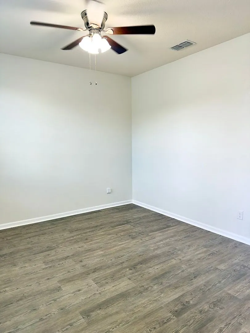 101 Cedar Breeze Drive — Photo 3