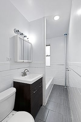5th image of 540 W 180th St APT 25
