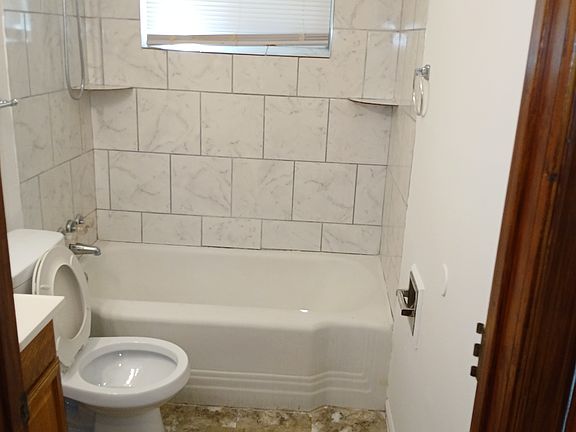 5th image of 529 S Waverly St