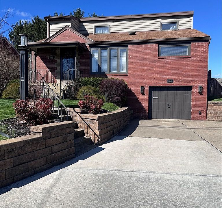 1st image of 435 Salvini Dr