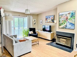 109 Rachel Ct, Franklin Park, NJ 08823