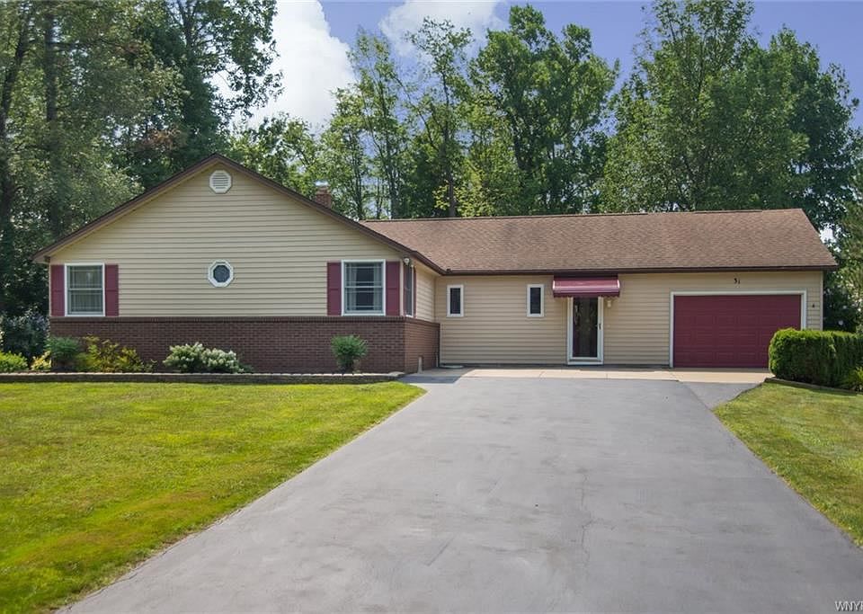 1st image of 31 Fernott Dr