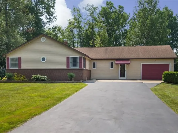 31 Fernott Dr, Elma, NY 14086
