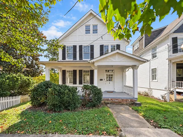 610 Prince Edward St, Fredericksburg, VA 22401