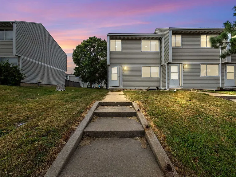 The Greenway Townhomes — Photo 31