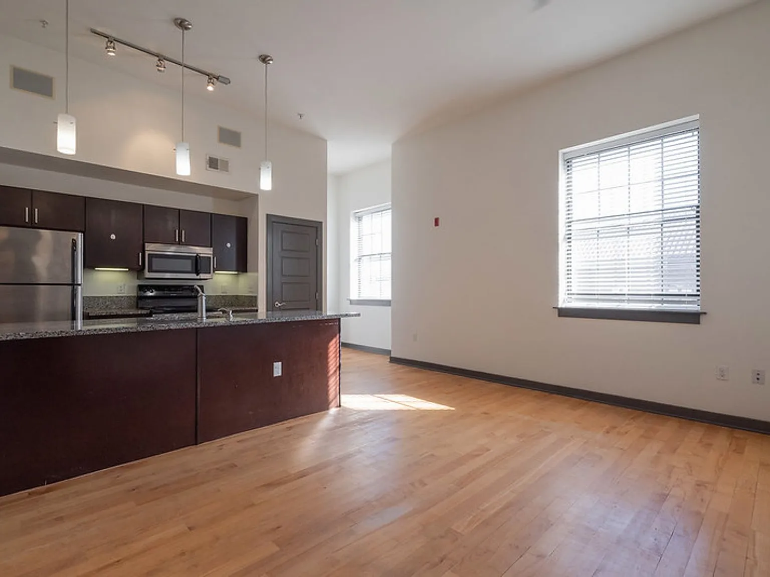 The Cameron Lofts — Photo 2