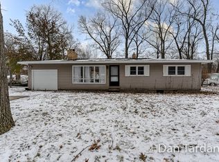 1230 Woodhaven St, Muskegon, MI 49445