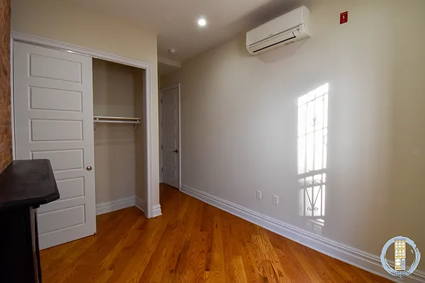 Rented by Brooklyn Rentals NYC | media 24