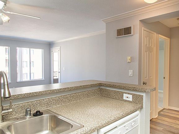 5th image of 8889 Caminito Plaza Centro Unit 7329