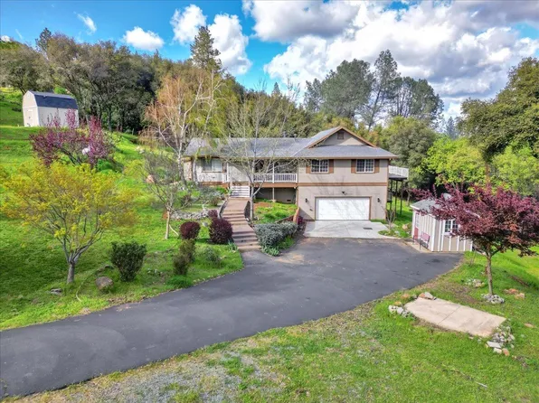 11145 Quail Post Ct, Penn Valley, CA 95946