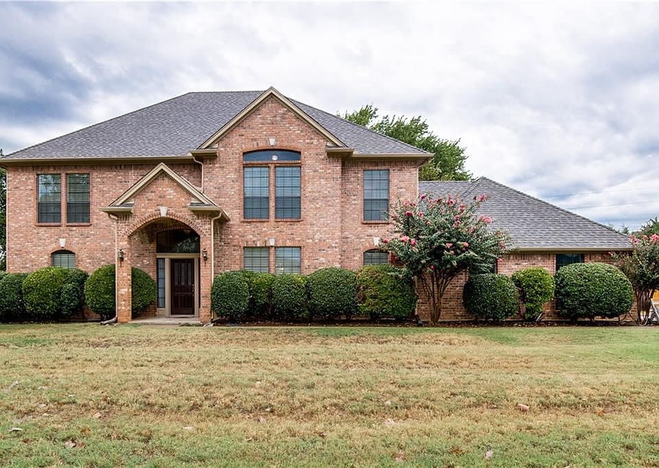 1st image of 511 Cross Timbers Dr