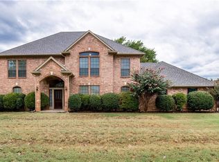 511 Cross Timbers Dr, Double Oak, TX 75077