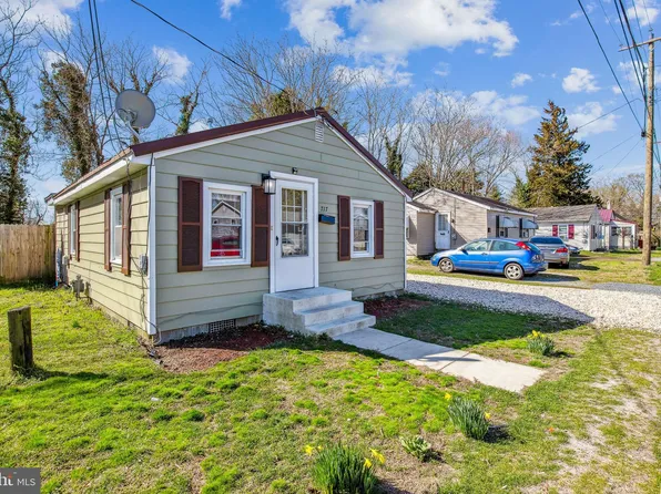 717 Woolford St, Seaford, DE 19973